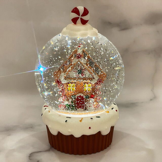スノーイングドームライト クリスマス置物 電子オルゴール（クリスマスソング8曲）電池・USB電源 スノードーム ST41992