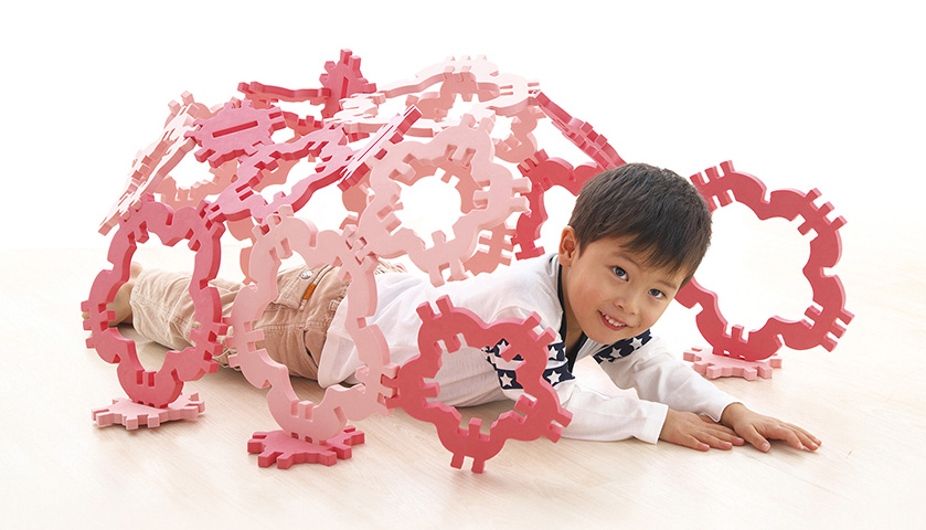 シャオール 知育玩具 クムタス おはなのおうちセット SHAOOL 使用風景